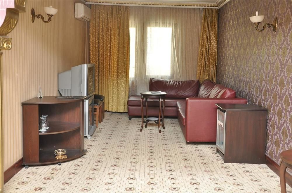 Royal Anka Hotel Анкара Экстерьер фото